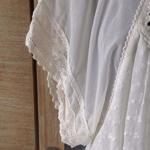 Free People Ivory Sheer Lace-Trim Peasant Top - Picture 3 of 6